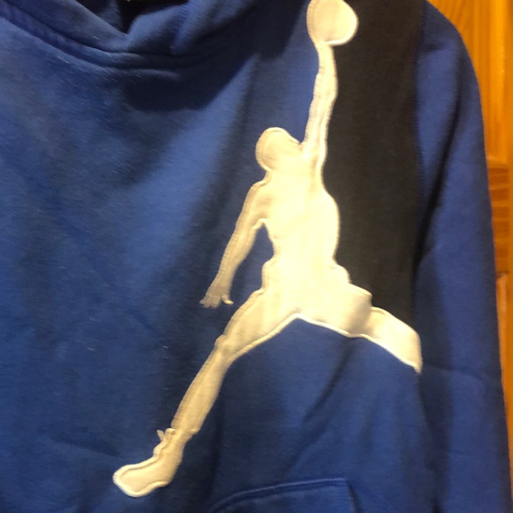 Boys large air Jordan’s sweatshirt w/hoodie - Picture 3 of 3
